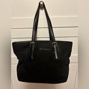 Coach nylon/leather vintage tote bag (black)